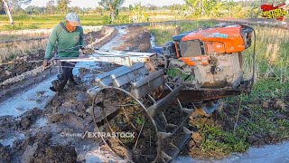 Traktor G3000 Zeva Kerja Nyingkal Tanah Dangkal