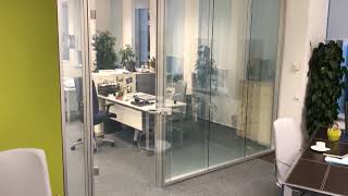 INOVI   Deluxe Intimacy with iGlass in offices showrooms and medical facilities