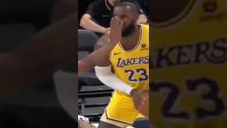 Lebron James Accidentally Poked in the eye #nba #nbagametoday