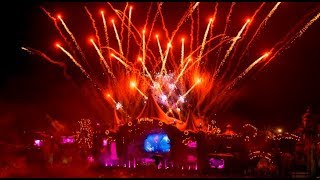 Tomorrowland 2017 - DV&LM - Fireworks