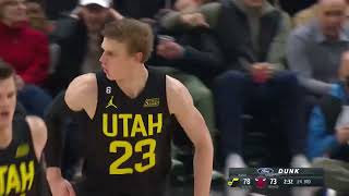 Lauri Markkanen Drives Paint and Posterizes Nikola Vucevic  NBA 010723