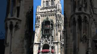 Carillon Monaco di Baviera: spettacolo a Marienplatz