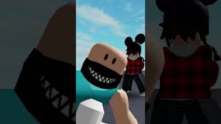 Flinging Kreekcraft! #subscribe #kreekcraft #shorts #robloxedits #roblox #viral #yt