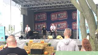 The Red Shift performing at Cider Dayze in Armada, MI