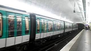 MF01 sur la ligne 5