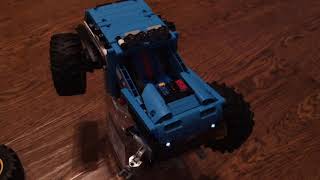 UNSTOPPABLE Lego Technic 4x4x4 Off-Roader With Lights