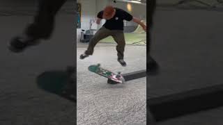 Boardslide Kickflip #slappy #curb #CphSkatepark