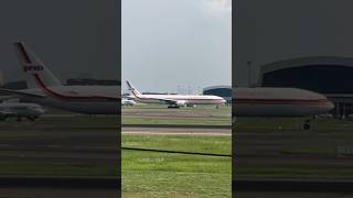 GARUDA INDONESIA BOEING 777(Retro livery) persiapan take off‼️