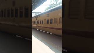 #indianrailwayengine #icfchennai #wap7locomotive #viralshorts #shotsvideos