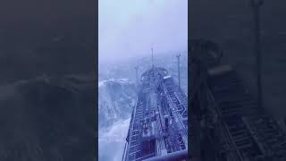 Ship navigates through massive waves in Atlantic Ocean 😳