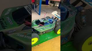 Kyosho inferno mp7.5 nitro RC buggy