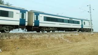 new vande Bharat train Delhi to Varanasi Live