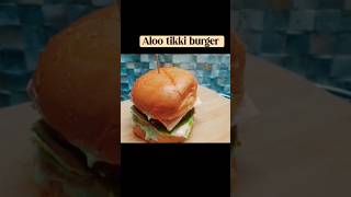 Aloo tikki burger|| for full recipe please visit @queenskitchen17 #youtubeshorts #ytshorts