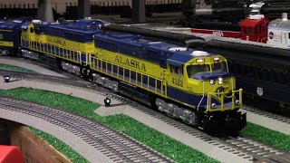 MTH Premier Alaska Railroad SD70Mac's with matching Dome Cars