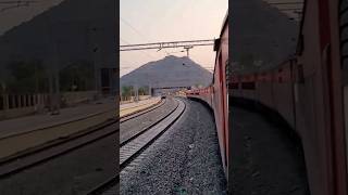 19329 VIRBHUMI exp. Early Morning departure | heavenly Zawar Station (Raj.) #indianrailways #travel