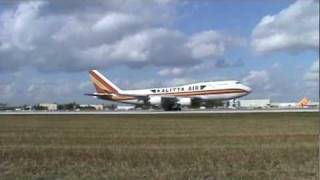 Kalitta Air Boeing 747-400 Maximum Performance Takeoff @ MIA