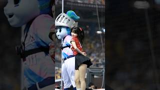 終於看到多慧跳葉保弟😍#이다혜 #李多慧 #LeeDaHye #이다혜치어리더#cheerleader#小龍女#cpbl#dragonbeauties#イダへ#明星賽 @lee_dahye