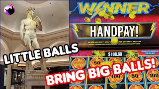 Little Balls Bring BIG Balls at Caesars Palace! HANDPAY!