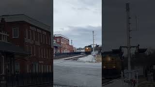 CSX 5390 leads X542 in Marietta, Ga