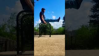 L-sits and swings; *(32kg💣) #microworkout #outside