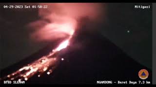 Rekaman Live Awan Panas Guguran Merapi 29 April 2023