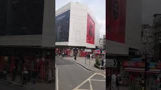 London Bus 9 At Piccadilly Circus #londonbus #travel #shorts