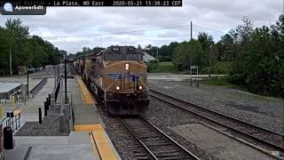 trem da BNSF e Union Pacific em La Plata, Missouri, EUA