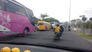 Sabtu Sore di Jalan Pantai Padang