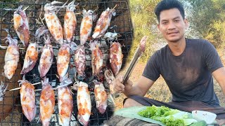 អាំងមឹកញ៉ាត់គ្រឿង |Grilled Squid | Cheivet Sroksre