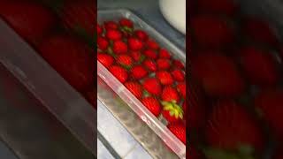 I washed some strawberries and inagined the viral song on it while i took a video hahaha