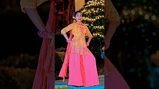 gulabi sharara dance #shorts #dance #gulabisharara #trending #youtubeshorts #trendingshorts