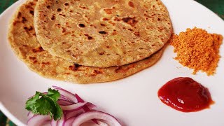 Garma garam aloo paratha...गरमा गरम आलू के पराठे #shorts #ytshorts #youtubeshorts #aalooparatha