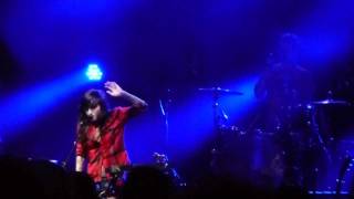 LIGHTS "Everybody Breaks a Glass" (Live @ CNE 08/25/11)