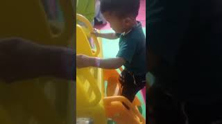 Naik prosotan terus di mandi bola #shorts #timezone #familyvlog #cute #shortvideo #mandibola