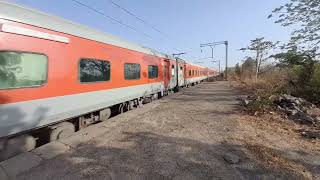 India's One And one Only Push Pull Rajdhani Express 22221 CSMT - Hazrat Nizamuddin Rajdhani Express