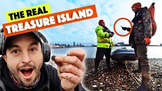 Sailing to INCREDIBLE new MUDLARKING spots! Finds galore!