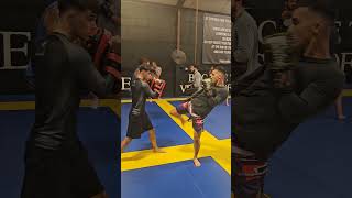 🥊😎 #kickboxing #muaythai #mma #ufc #karate #shorts #short #youtubeshorts #shortvideo #viral #usa