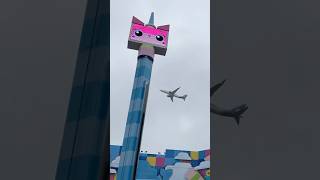 Unikitty’s Disco Drop VS. Fire and Ice Freefall. #legolandbillund #legolandwindsor #unikitty