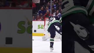 Bo Horvat with the picture perfect snipe🎯 #hockey #nhl #sports #nhl23  #new  #vancouver #newyork