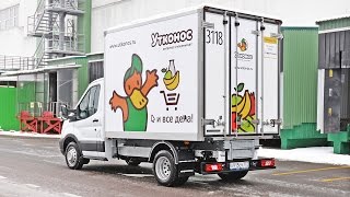 Фургон- рефрижератор Ford Transit предназначенный для перевозки товаров в тележках