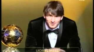 Entrega del Balon de Oro 2010 a Messi PlayFutbol