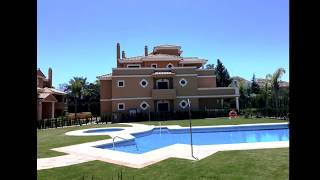 FANTÁSTICO ÁTICO DÚPLEX EN LA MILLA DE ORO DE MARBELLA