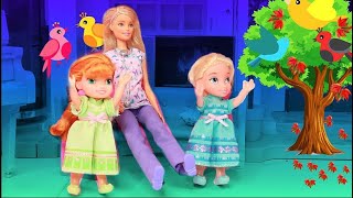 Elsa and Anna toddlers SAVE a bird ! Aviary - Barbie is the pet doctor - vet