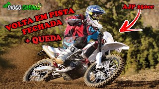 VOLTA EM PISTA FECHADA + QUEDA | AJP 250cc Daniel Guerra | Diogo Guerra