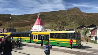 Hiking from Wengen to Kleine Scheidegg