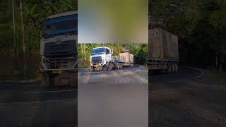 Large trucks caught in the wind are not strong enough to climb #shorts #fypシ #fyp #fypシ゚viral