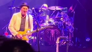 Beat - Adrian Belew, Tony Levin, Steve Vai and Danny Carey