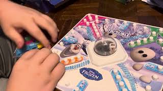 Hasbro Gaming - Frozen: Olaf’s in Trouble Unboxing