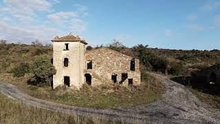 Maison et bergerie en ruine ...