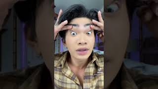 bretman rock shows how he uses mascara